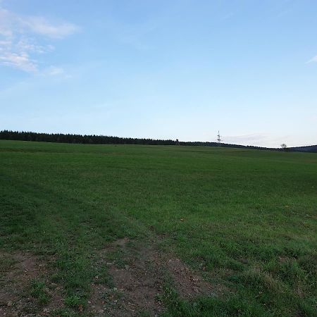 Andinas Ferienwohnung In Ruhiger Lage Direkt Am Wald ヴィルンスドルフ エクステリア 写真