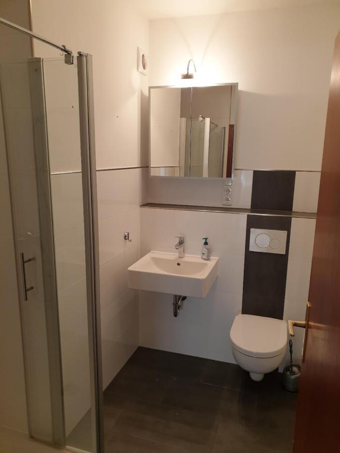 Andinas Ferienwohnung In Ruhiger Lage Direkt Am Wald ヴィルンスドルフ エクステリア 写真